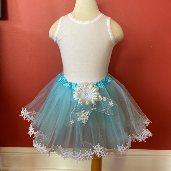 Snowflake little kids tutu - new! - Picture 3 of 3